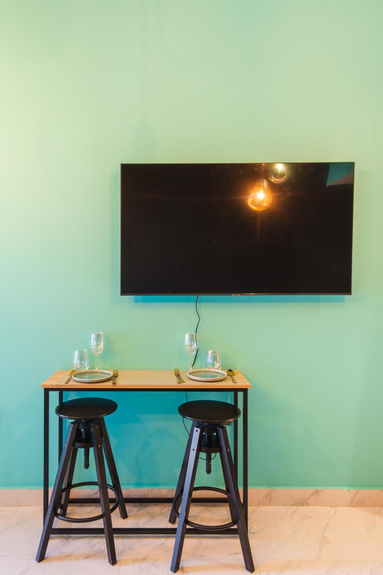 Apartmán Industrial Chic Retreat Al Qurayyah Exteriér fotografie